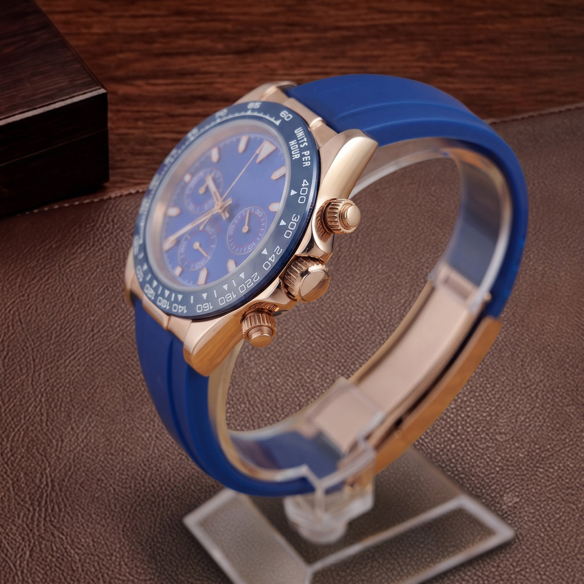 DAYTO MOD bleu or rose, vue de trois quarts