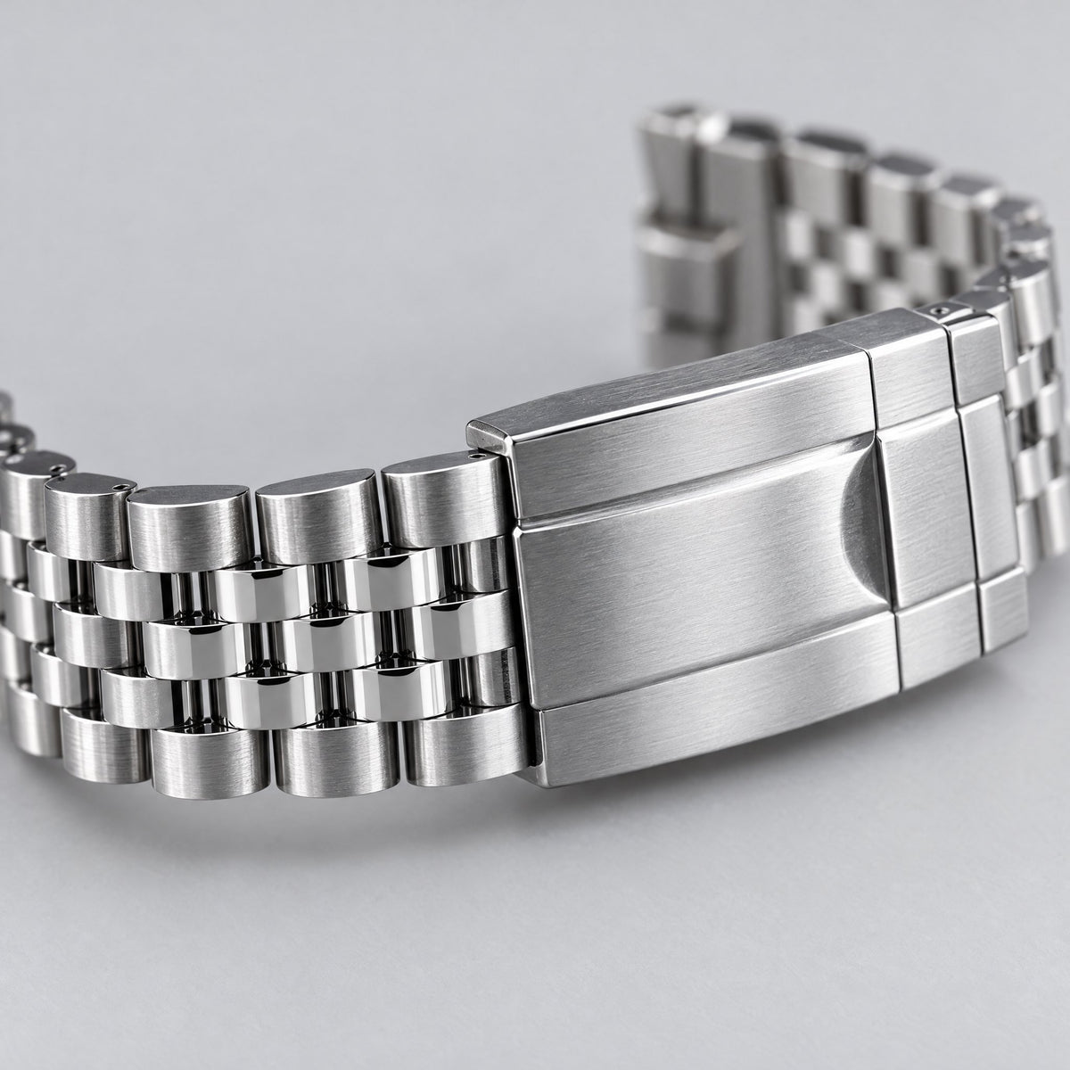 Bracelet jubilé en acier et sa boucle déployante